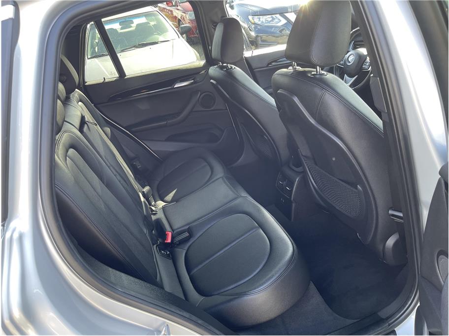 2021 BMW X1 Interior Features