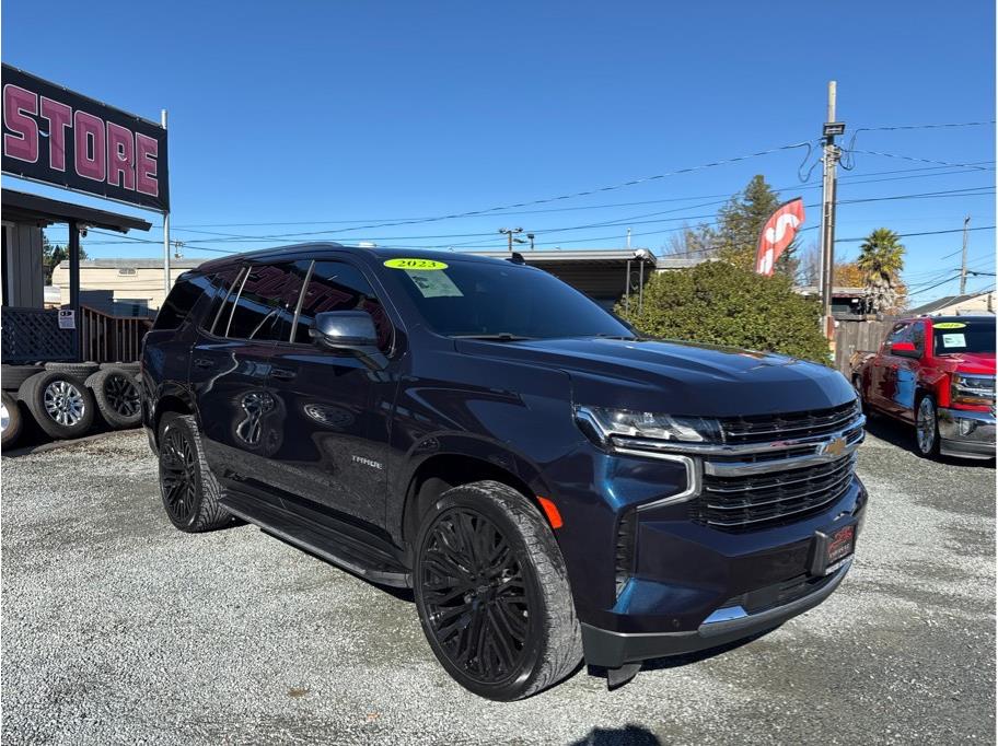 2023 Chevrolet Tahoe LT photo 3