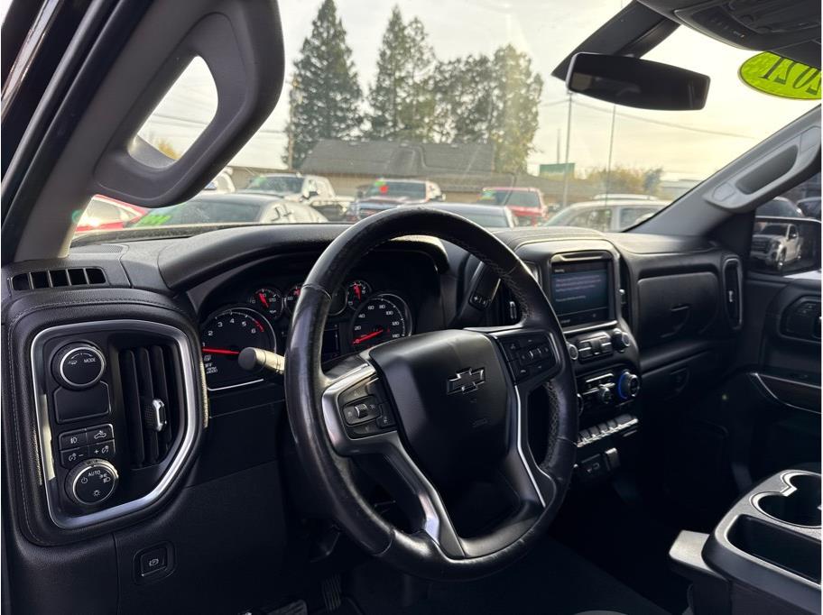 2021 Chevrolet Silverado 1500 RST photo 10