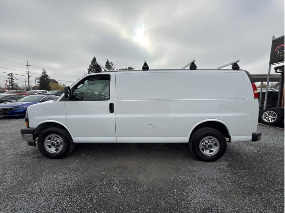 2018 GMC Savana Cargo Work Van photo 8