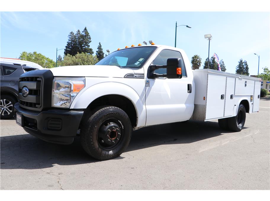 2016 Ford F350 Super Duty Regular Cab & Chassis from Elias Motors Inc