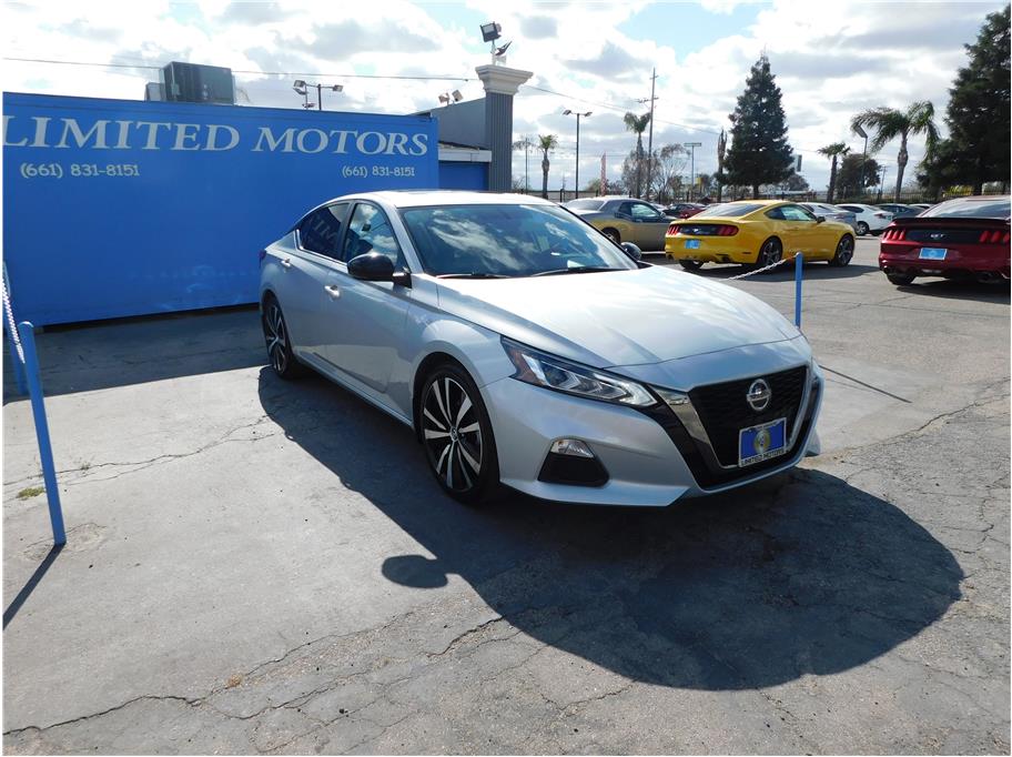 2019 Nissan Altima from Limited Motors Auto Group