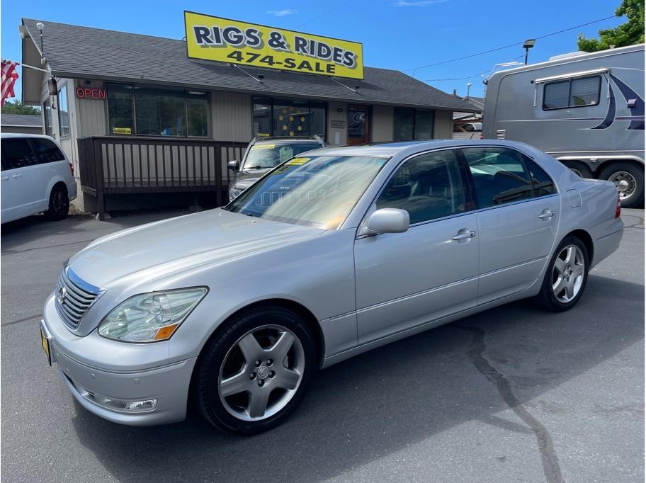 2005 Lexus LS from Rigs & Rides