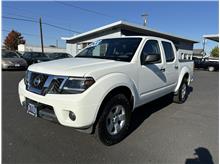 2013 Nissan Frontier Crew Cab SV Pickup 4D 5 ft
