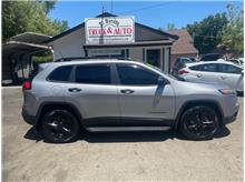 2017 Jeep Cherokee WOW... ONLY 51K MILES - 1 OWNER - HURRY!!!!
