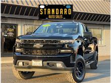 2020 Chevrolet Silverado 1500 Crew Cab RST Pickup 4D 5 3/4 ft