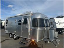 2016 AIRSTREAM Flying Cloud 23D 23D