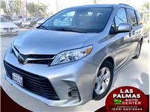 2019 Toyota Sienna LE Minivan 4D