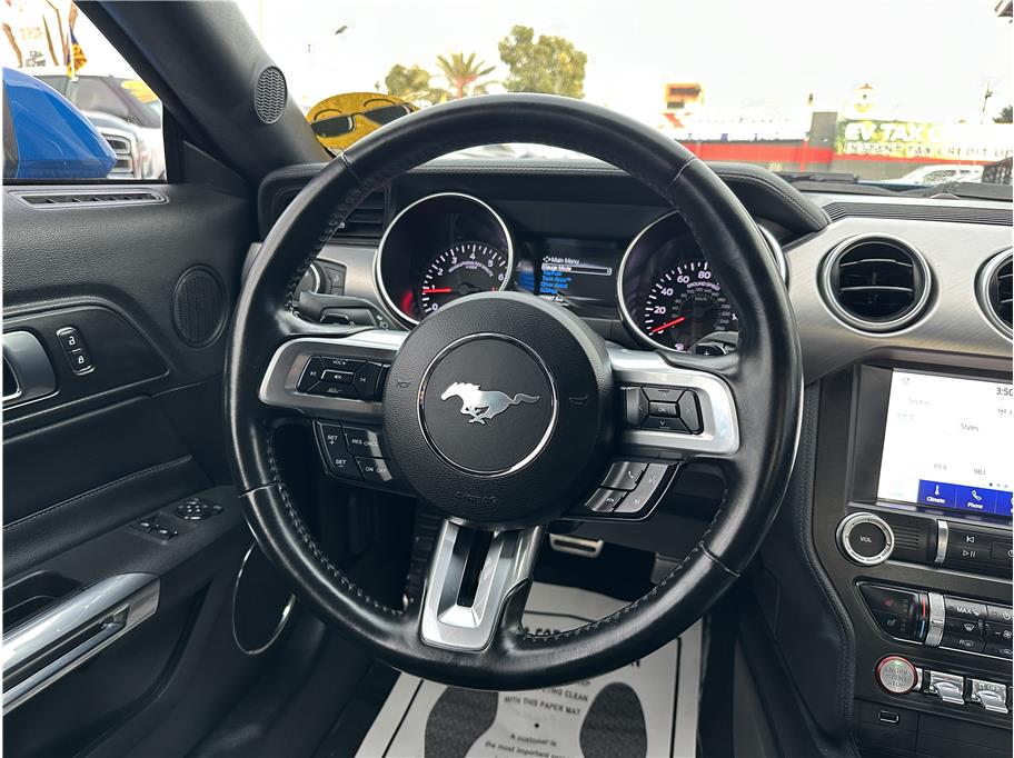 2019 Ford Mustang EcoBoost Premium photo 31