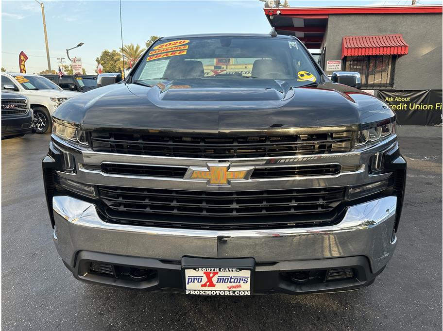 2020 Chevrolet Silverado 1500 LT photo 2