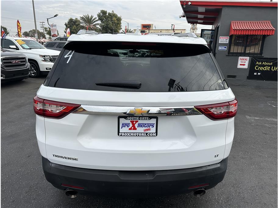 2018 Chevrolet Traverse 1LT photo 13