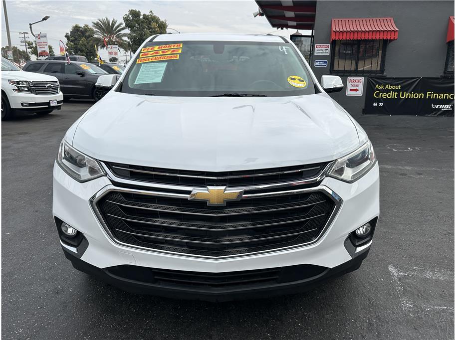 2018 Chevrolet Traverse 1LT photo 2