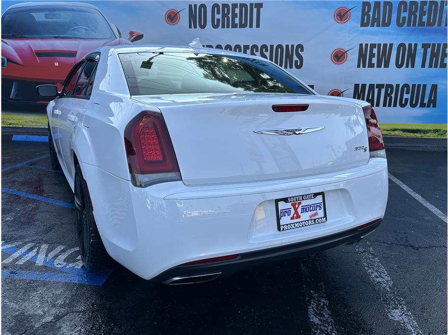 2018 Chrysler 300 S photo 58