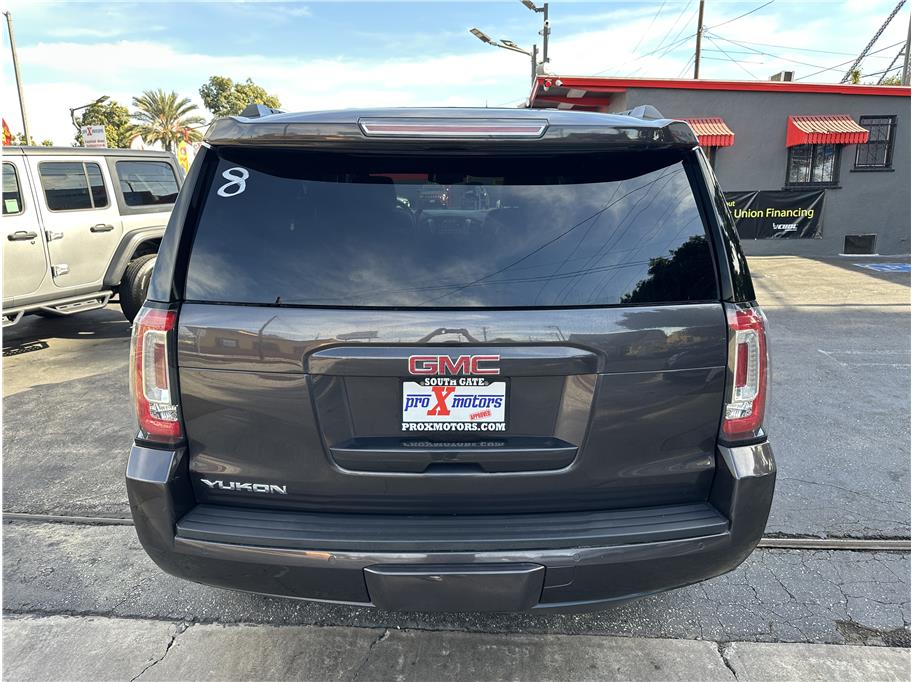 2018 GMC Yukon SLT photo 13