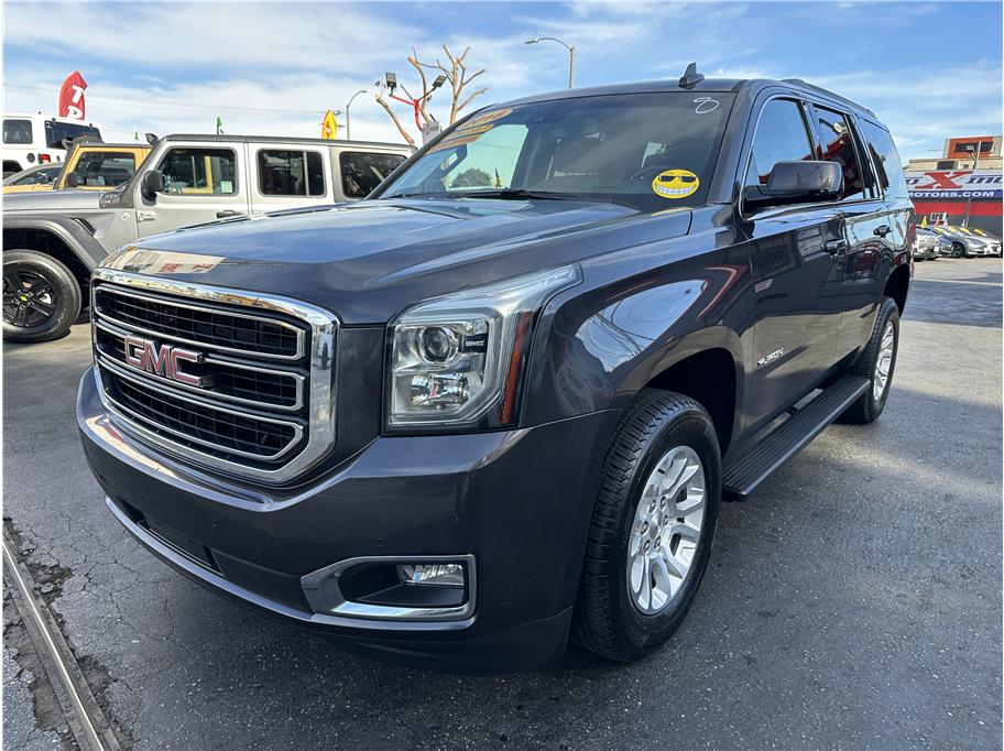 2018 GMC Yukon SLT photo 3