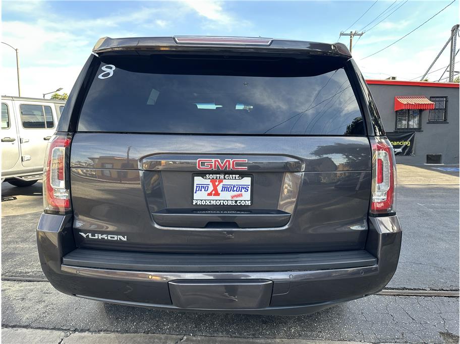 2018 GMC Yukon SLT photo 5