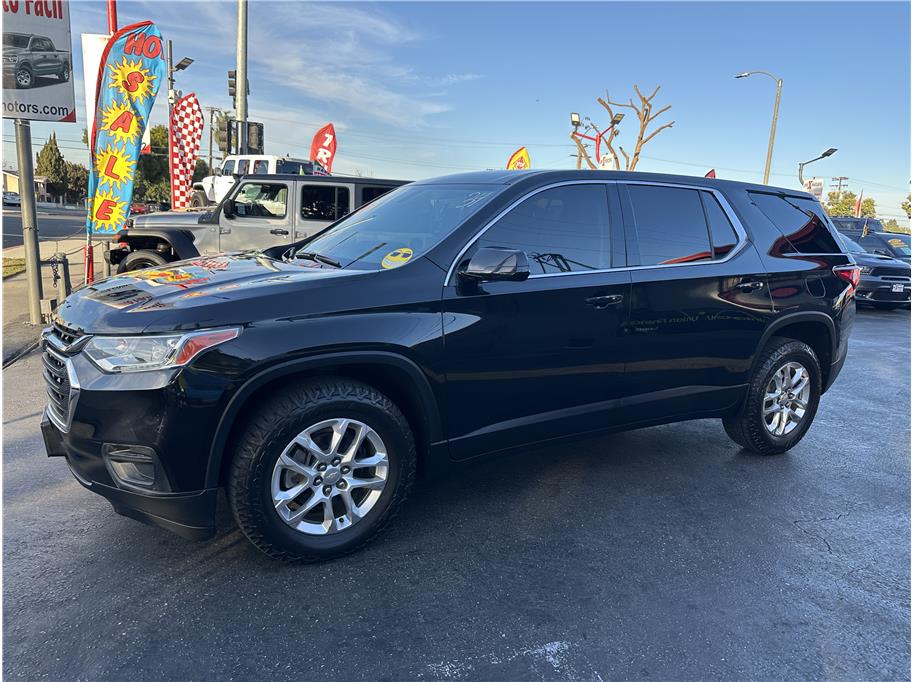 2019 Chevrolet Traverse LS photo 3