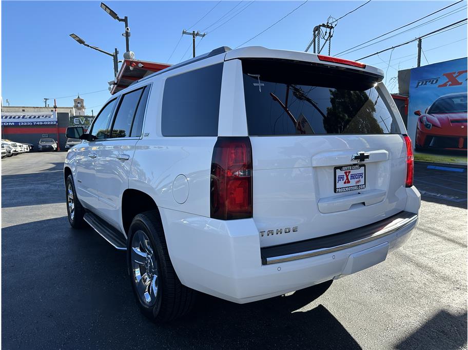 2016 Chevrolet Tahoe LTZ photo 4