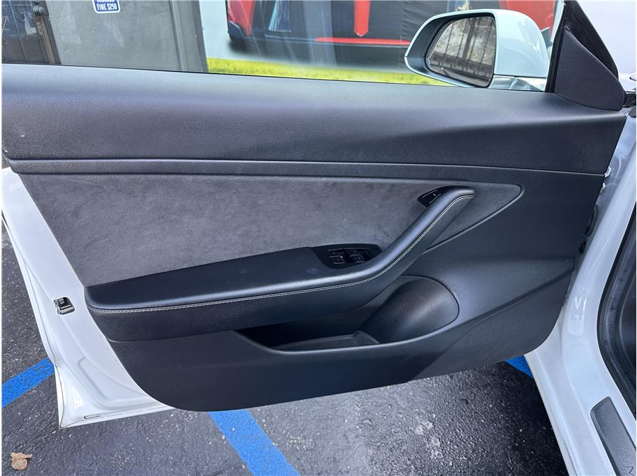 2020 Tesla Model 3 Base photo 16