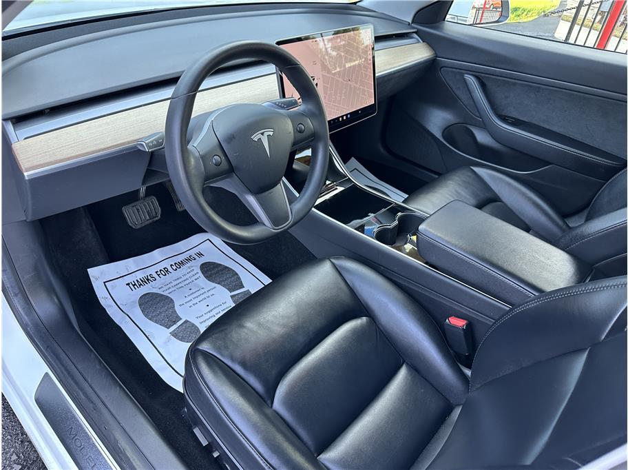 2020 Tesla Model 3 Base photo 17