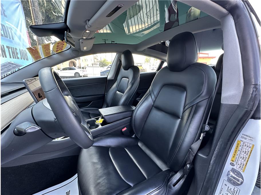 2020 Tesla Model 3 Base photo 19