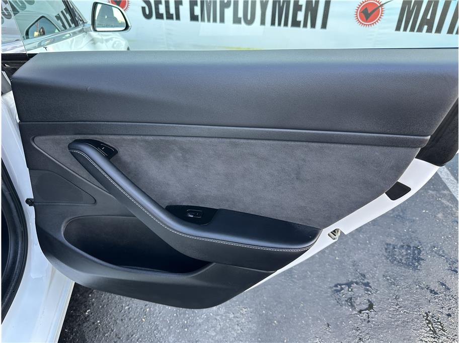 2020 Tesla Model 3 Base photo 24