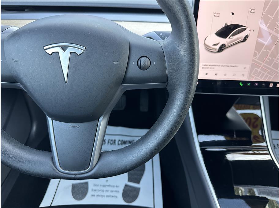 2020 Tesla Model 3 Base photo 35