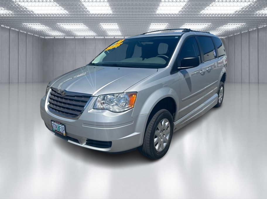 2010 Chrysler Town & Country from Paradise Auto Sales - Grants Pass