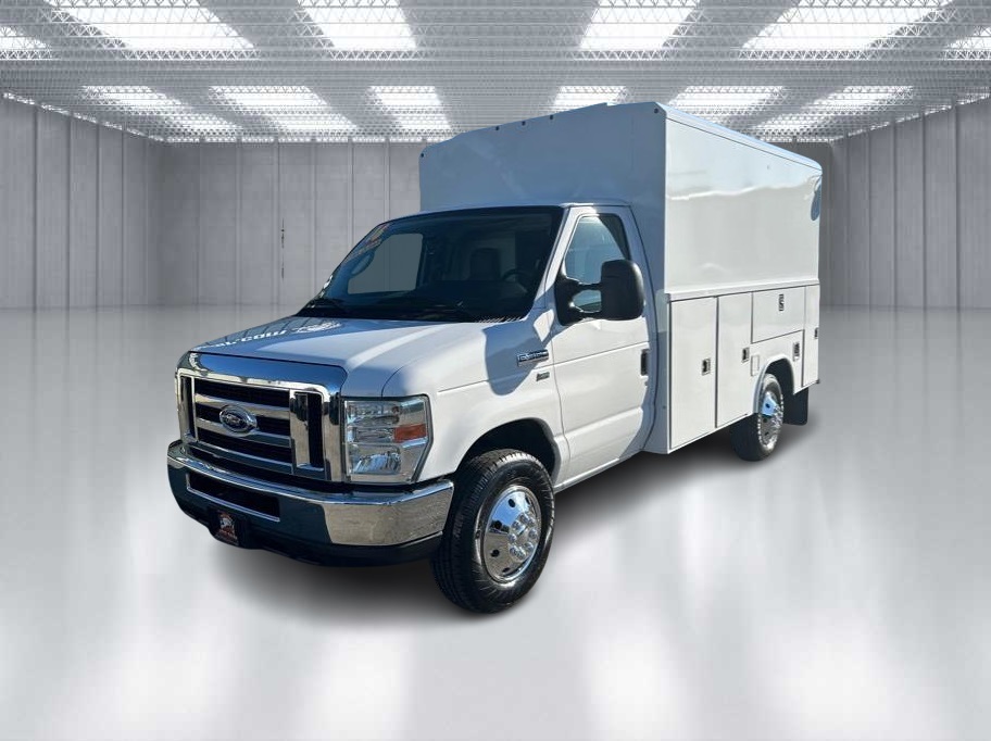 2016 Ford E350 Super Duty Cutaway from Paradise Auto Sales - Grants Pass