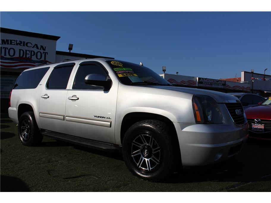 2010 GMC Yukon XL 1500 from Merced Auto World