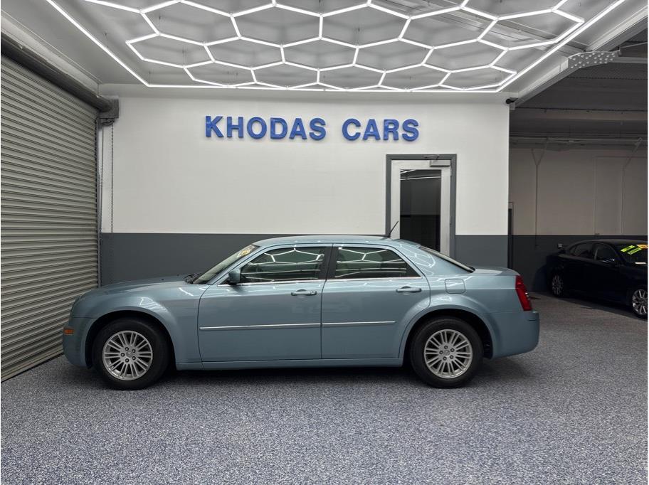 2008 Chrysler 300 from Khodas Cars