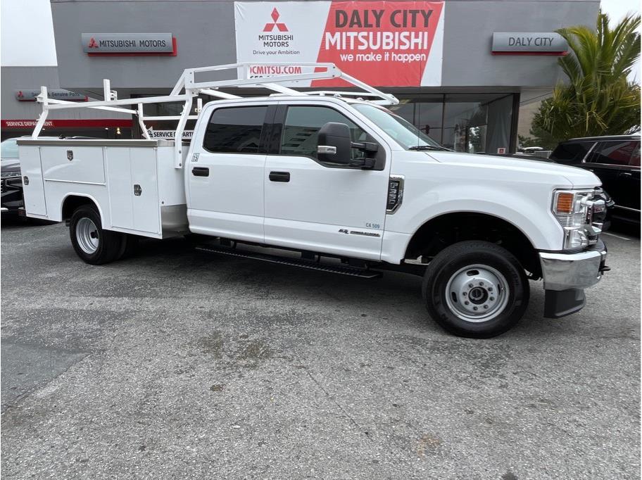 2020 Ford F350 Super Duty Crew Cab & Chassis from Daly City Mitsubishi