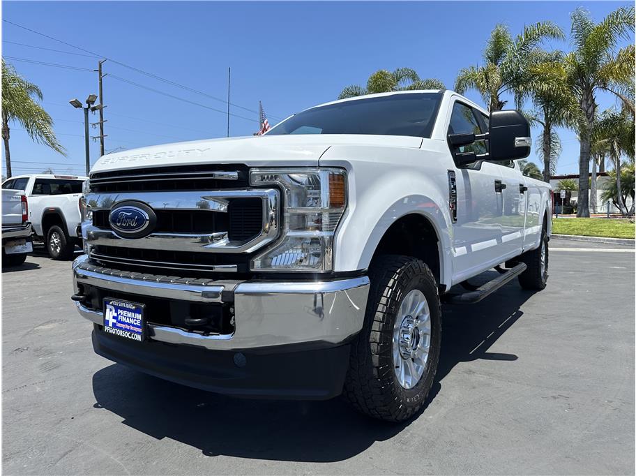 2022 Ford F250 Super Duty Crew Cab from Premium Finance