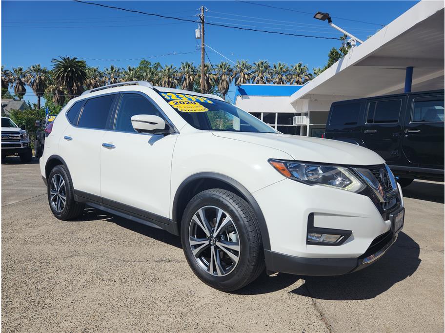2020 Nissan Rogue from Advanced Auto Wholesale