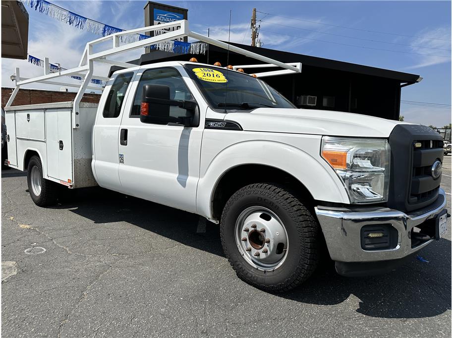 2016 Ford F350 Super Duty Super Cab & Chassis from Advanced Auto Wholesale