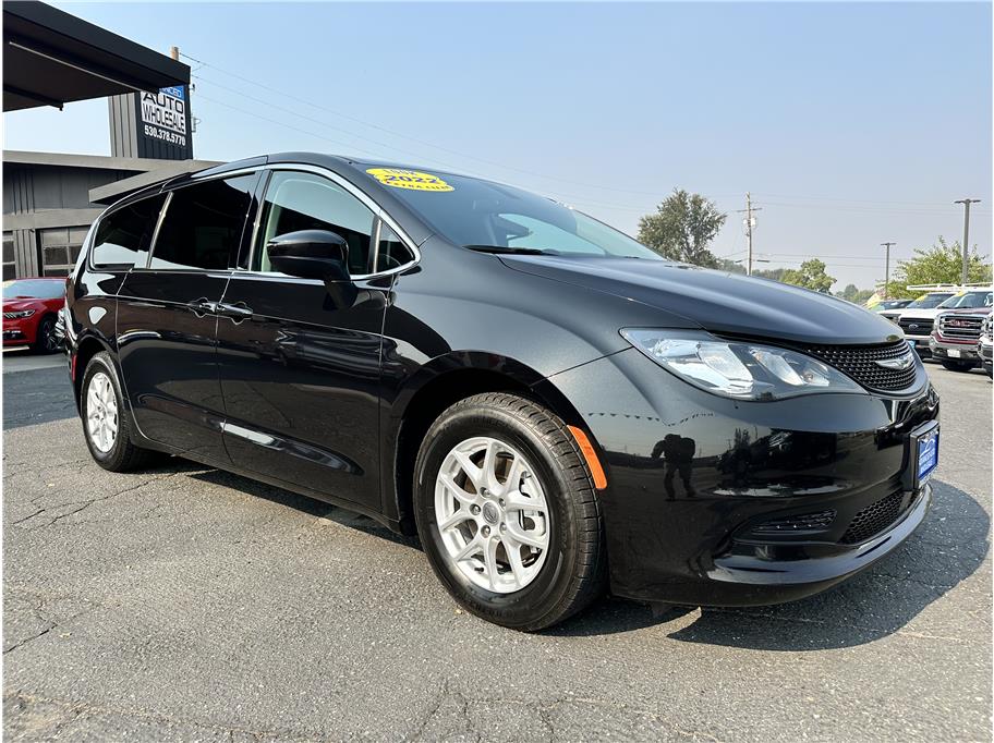 2022 Chrysler Voyager from Advanced Auto Wholesale