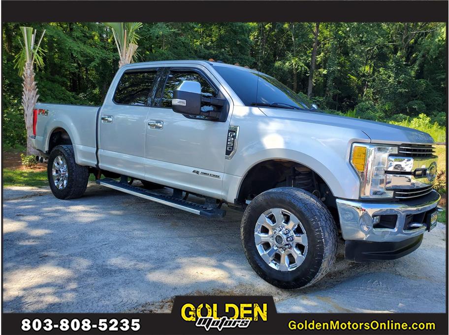 2017 Ford F250 Super Duty Crew Cab from GOLDEN MOTORS