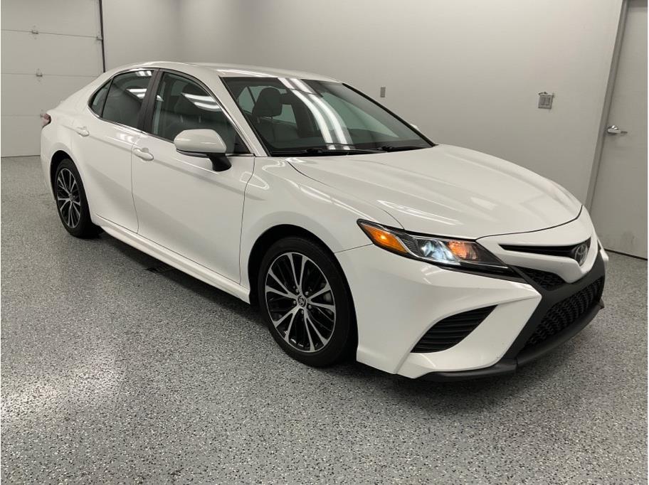 2020 Toyota Camry from E-Z Way Auto Sales Hickory