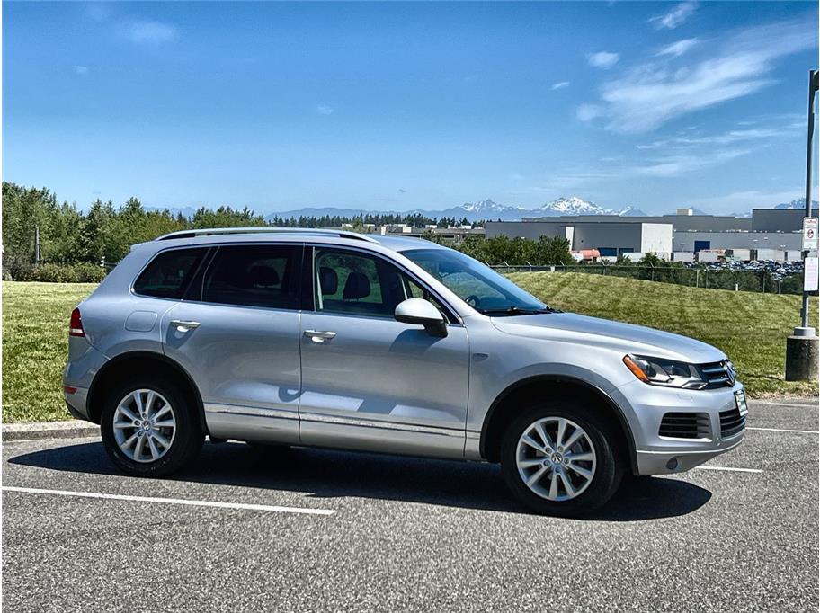 2014 Volkswagen Touareg from Excellent Choice Auto Sales