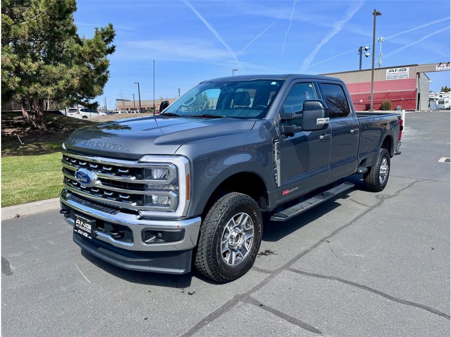 2024 Ford F350 Super Duty Crew Cab