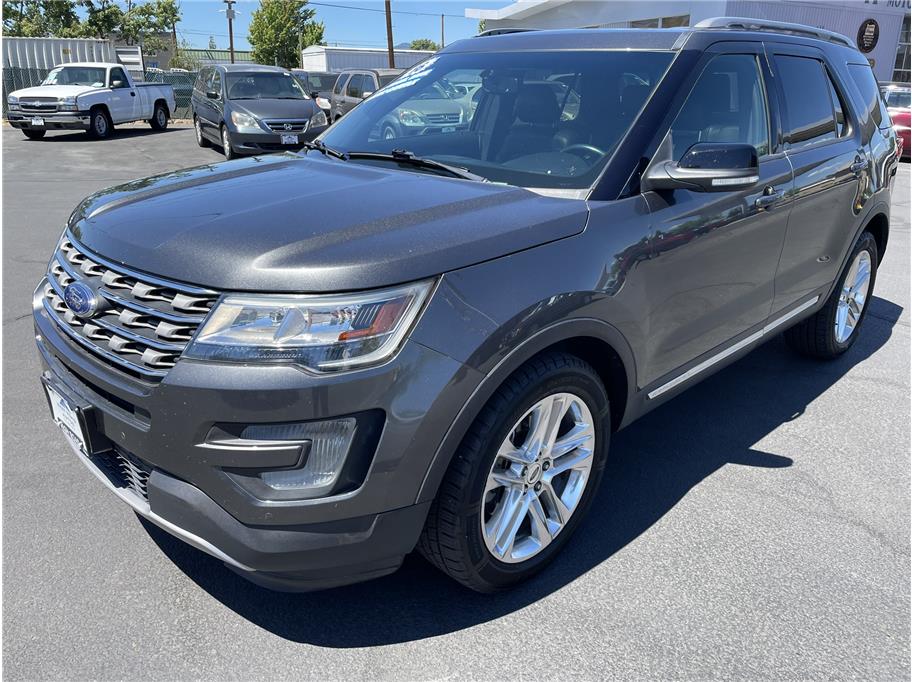 2016 Ford Explorer from High Road Autos
