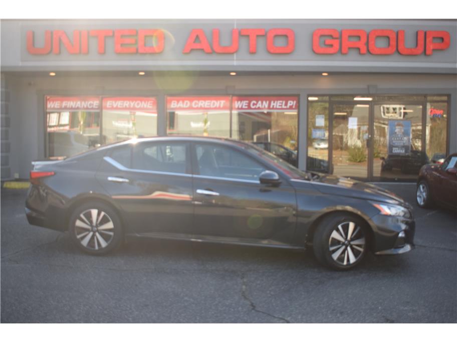 2021 Nissan Altima from United Auto Group