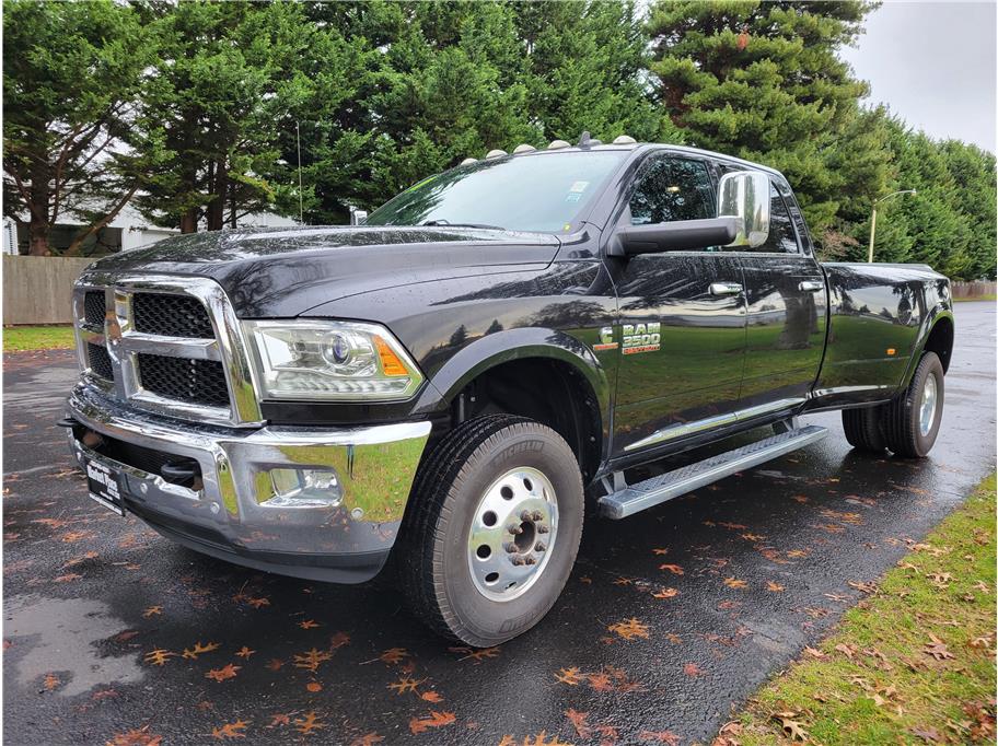 2017 Ram 3500 Crew Cab from Marketplace Auto