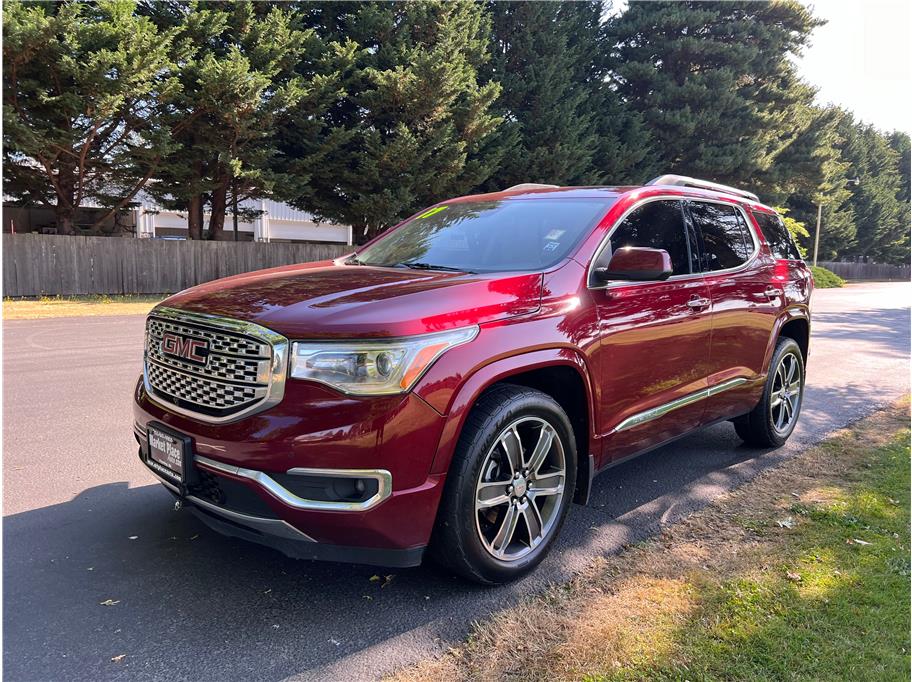 2017 GMC Acadia from Marketplace Auto