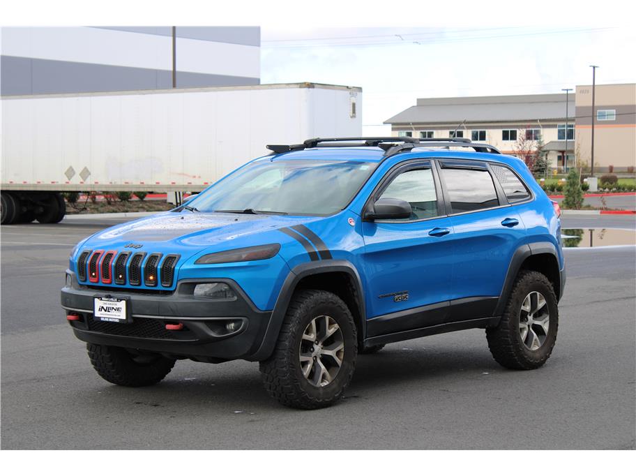 2018 Jeep Cherokee from Inline Motors