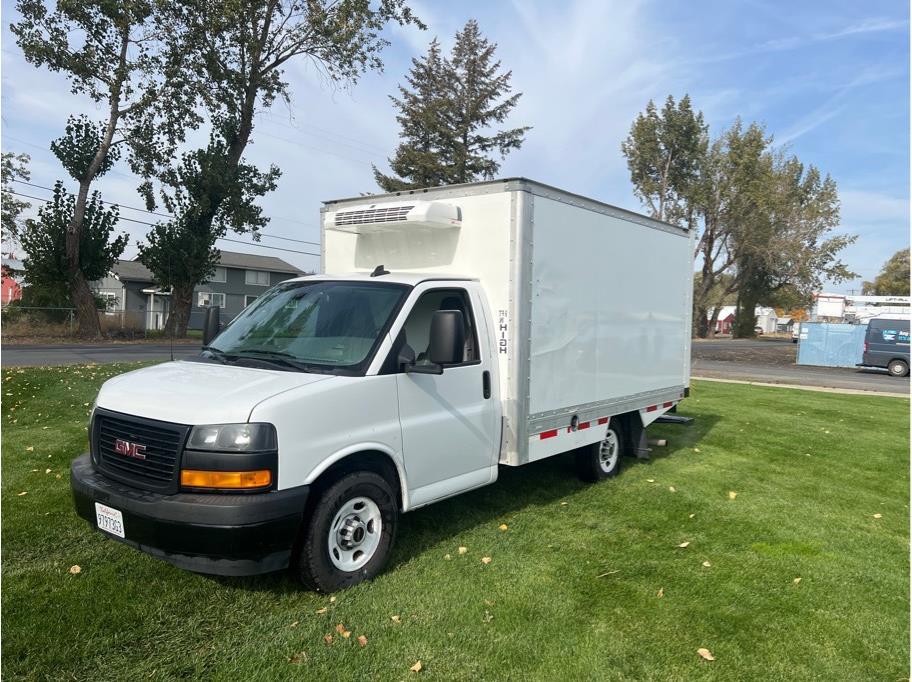 2020 GMC Savana Commercial Cutaway