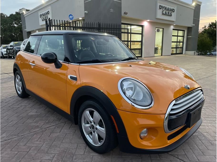 2014 MINI Hardtop from Dynamo Cars