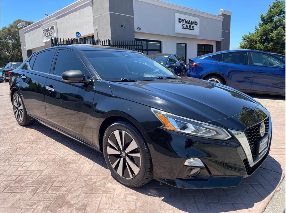 2019 Nissan Altima from Dynamo Cars