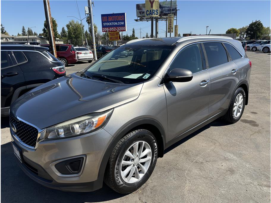 2016 Kia Sorento from USMotorsStockton.com