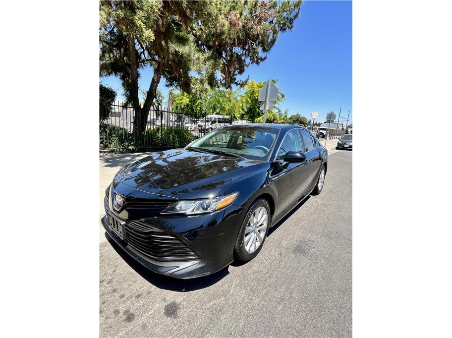 2018 Toyota Camry from American Auto Credit Inc.